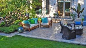 5 backyard ideas to improve your