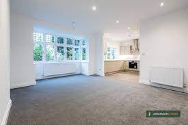 london w4 apartments to