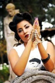 wear your hair make up chola style