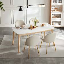 dining table with 4 cristy chairs
