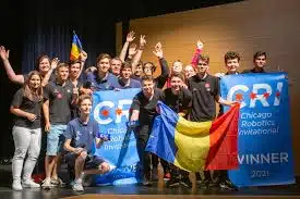 Elevii români i-au învins pe americani la Campionatul Internaţional de  Robotică din Chicago: "Reușita este de răsunet mondial" | observatornews.ro