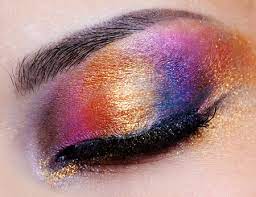 complementary eyeshadow colors