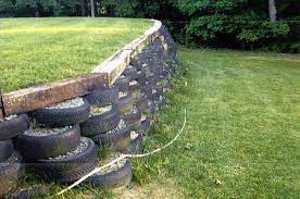 Tire Wall Ina Country