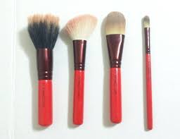 mac cosmetics brush set mac cosmetic brush set 4 red short handle preowned health