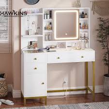 white vanity desk with mirror