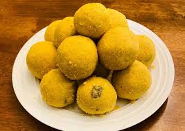 Simple Way to Make Homemade Besan ladoo | Super Easy Recipes 2020