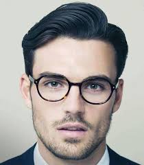 Classic men's hairstyles are also appropriate for conservative work. 10 Best And Trending Professional Hairstyles For Men 2021