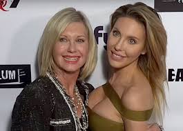 He never even met her. Chloe Lattanzi Wiki Age Olivia Newton John Daughter Dad Edad