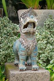 Singha Lion Garden Sculpture Thai
