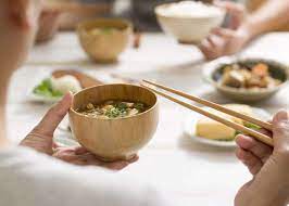 5 essential chopstick etiquette tips to
