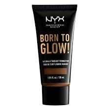 base de maquillaje born to glow nyx