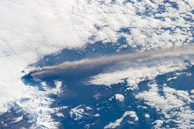 Resultado de imagen de La casualidad quiso que la órbita de la Estación Espacial Internacional pasara por encima de la isla rusa de Matua