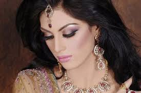 party makeup artist in faridabad