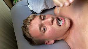 Braces guy cumming on own face and in own mouth - video 2 - ThisVid.com