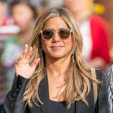 Welcome to jennifer aniston online, your online fan source for jennifer aniston. Jennifer Aniston The One Where She Breaks The Internet Jennifer Aniston The Guardian