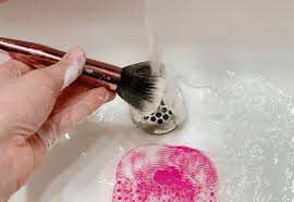 makeup brushes seamlined living