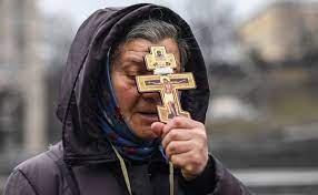 Conflicto Rusia-Ucrania. Iglesia católica pide a creyentes rezar por la paz