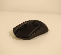 The Same In Black Wireless Rechargeable Ultralight Pro Black 83g Mousereview