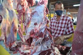 Bahagian daging lembu yang paling lembut dan diperap dengan ratusan rempah ratus asli, pasti menjadi kegemaran ramai. Tiada Peniaga Daging Di Tepi Jalan