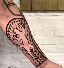 Numerals, delicate script, single line, or a tiny heart on the wrist, options are vast, and it is a pleasure to see the lastest small tattoos trends. 50 Traditional Maori Tattoos Designs Meanings 2021