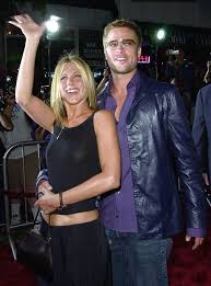 Jennifer anistons nippelblitzer stiehlt allen die show! Brad Pitt Calls Ex Jennifer Aniston A Good Friend At Golden Globes Huffpost