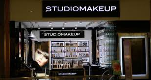 studio makeup grand indonesia love