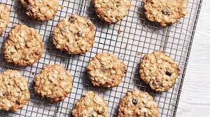 oatmeal walnut and raisin cookies