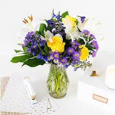 Mother's day flowers available from local florists, seven days a week with a minimum seven days freshness guaranteed. 10 Mother S Day Flower Delivery Services 2021 Where To Buy Flowers On Mother S Day
