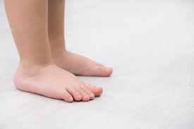 Bone does not grow naturally on top of your foot. Paediatric Flat Feet East Coast Podiatry Centre