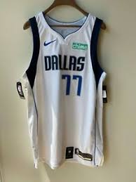 Cheer on your favorite player in style with mavericks luka doncic apparel from fansedge! Luka Doncic Dallas Mavericks Association Edition White Authentic Jersey Chime Ebay