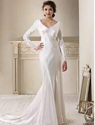 bella swan s wedding dress is on now