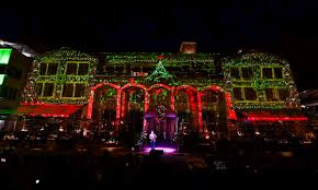 21 best holiday light displays to