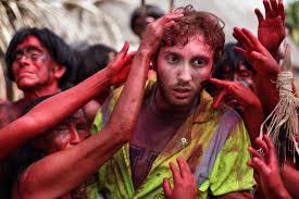 In new york, college student justine joins a group of activists led by alejandro and travels to peru to protest against a timber industry that is destroying the amazon rain forest. In Green Inferno Eli Roth Honors The Cannibal Gore Tradition With Bravura