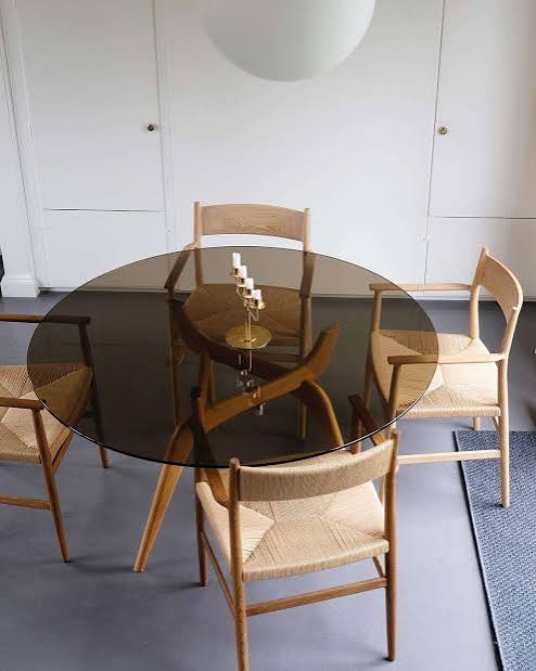 Euro Bronze Glass Round Dining Table Euro Bronze Glass Round Dining Table