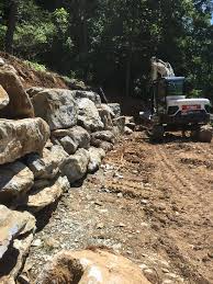 Large Boulder Retaining Wall In