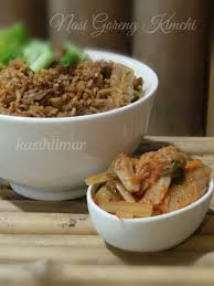 Nasi goreng kimchi menjadi solusi praktis menu sarapan atau makan malam. Nasi Goreng Kimchi Nasi Goreng Kimchi Kimchi Fried Rice