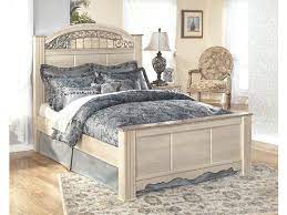 Catalina Queen Poster Bed For