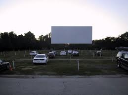 Car capacity is approximately 495. Bridgton Twin Drive In Theatre 383 Portland Rd Bridgton Maine 04009 Usa 207 647 8666 Drive In Theater Twin Drive In Drive In Movie Theater