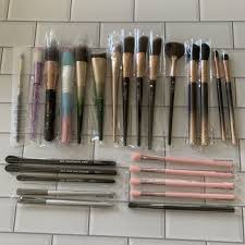 lot of 25 makeup brushes various brands