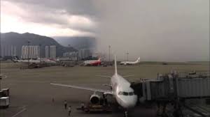 Amber or red rainstorm warning signal. Hong Kong Airport Under Black Rainstorm Warning Signal é»'é›¨ä¸‹çš„é¦™æ¸¯æ©Ÿå ´ Youtube