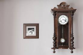 Wall Clock Designs To Spruce