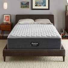 One mattress feels like sleeping on a field beneath the stars, another feels like. Beautyrest Silver Brs900 C Extra Firm Queen Mattress Walmart Com Walmart Com