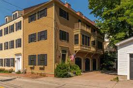 449 court street portsmouth nh 03801 by great island realty llc 1 895 000