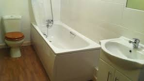 install laminate floor around a toilet