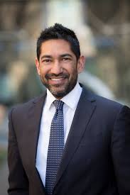 Before that, he was also responsible for the corporate bank and the investment bank. Deutsche Bank On Twitter Muneer Ismail Ceo South Africa Bloomberg We Have Reshaped The Business And Are Redirecting Resources To Areas Where We Believe We Can Add Most Value To Clients Https T Co A8ybiyvs3t