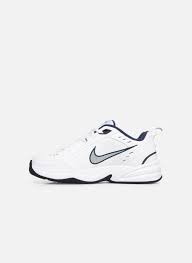 The leather upper features perforations for added airflow and overlays to nike air monarch iv sets you up for working out with durable leather on top for support. Nike Air Monarch Iv Weiss Sportschuhe Bei Sarenza De 356485