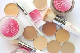 mineral makeup brand and retailer