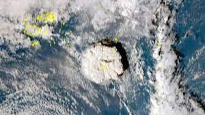 Tonga: Vulkanausbruch löst Tsunami aus ...