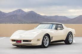 1981 corvette with a 4 sd manual