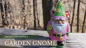 paint a garden gnome